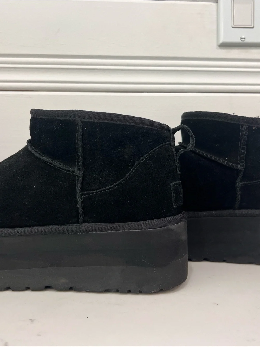 UGG Black Interior Label and Size Tag